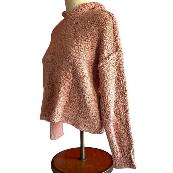 American Eagle Sweater Womens Small Fuzzy Cozy Oversized Pink Hoodie - Picture 4 of 8